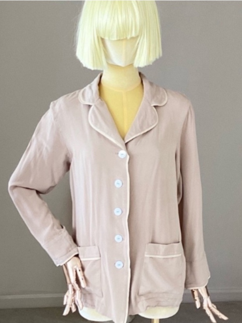 Sleeper Button-Front Light Taupe button Down Pajama Top SZ XS